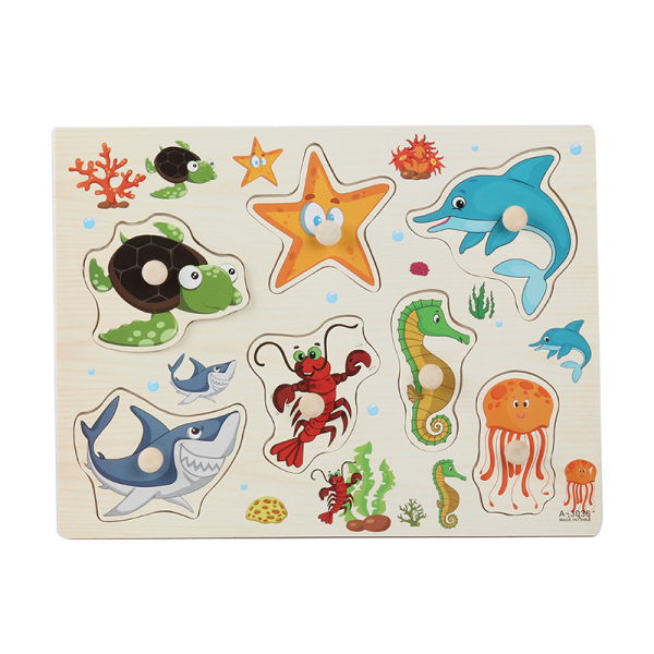 Wooden Sea Animals Puzzle with knobs